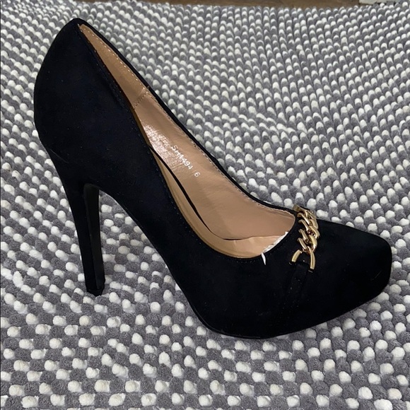 ITALINA | Black Heels - Picture 3 of 4